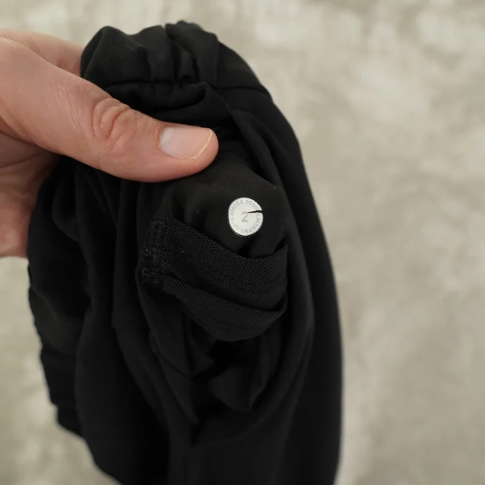 Lululemon On The Fly 7/8 Ankle Pants Size 2 Yoga Workout Black‎ Pockets Luxtreme